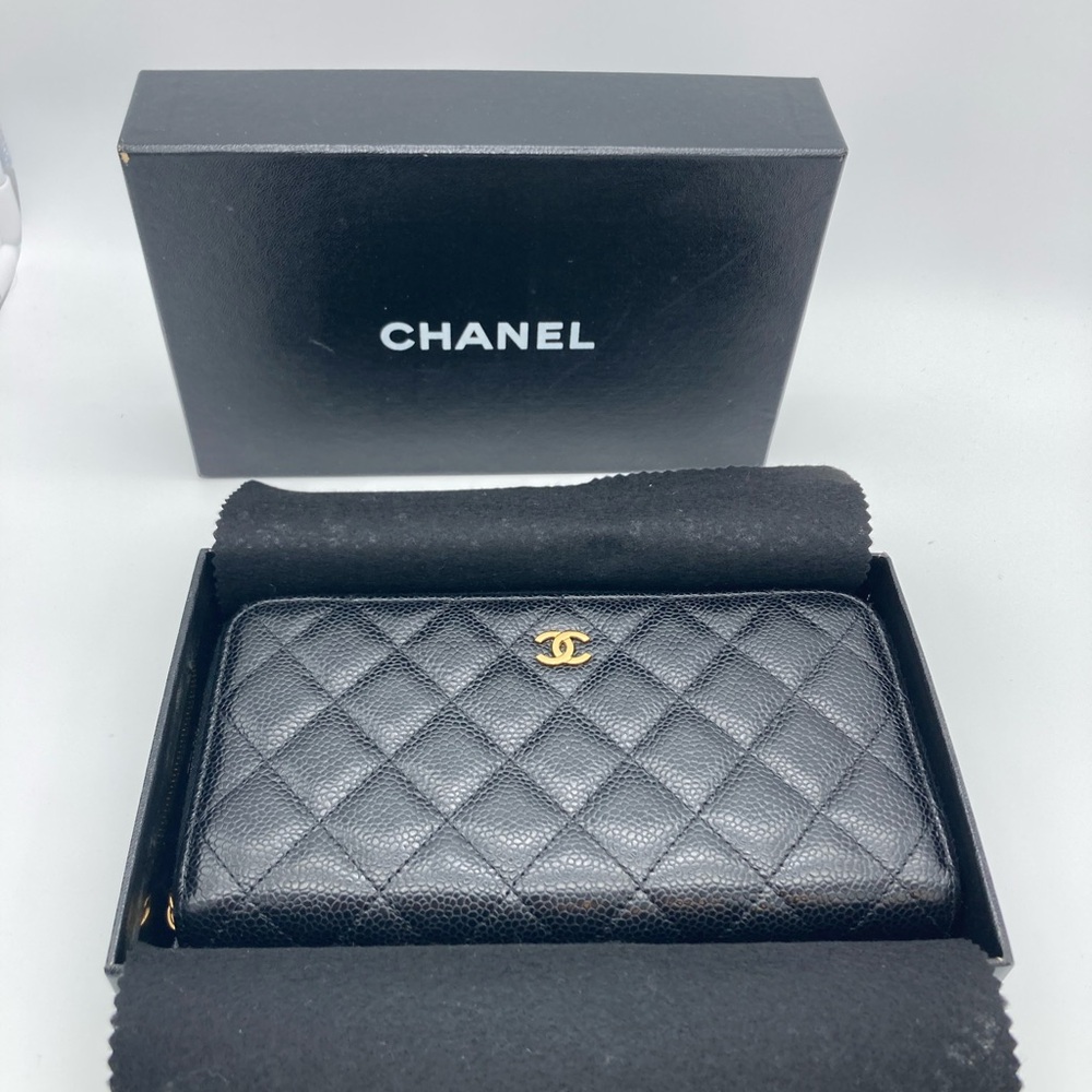 CHANEL CC GOLD HARDWARE BLACK QUILTED ZIP AROUND CAVIAR WALLET WITH BOX - Picture 8 of 17
